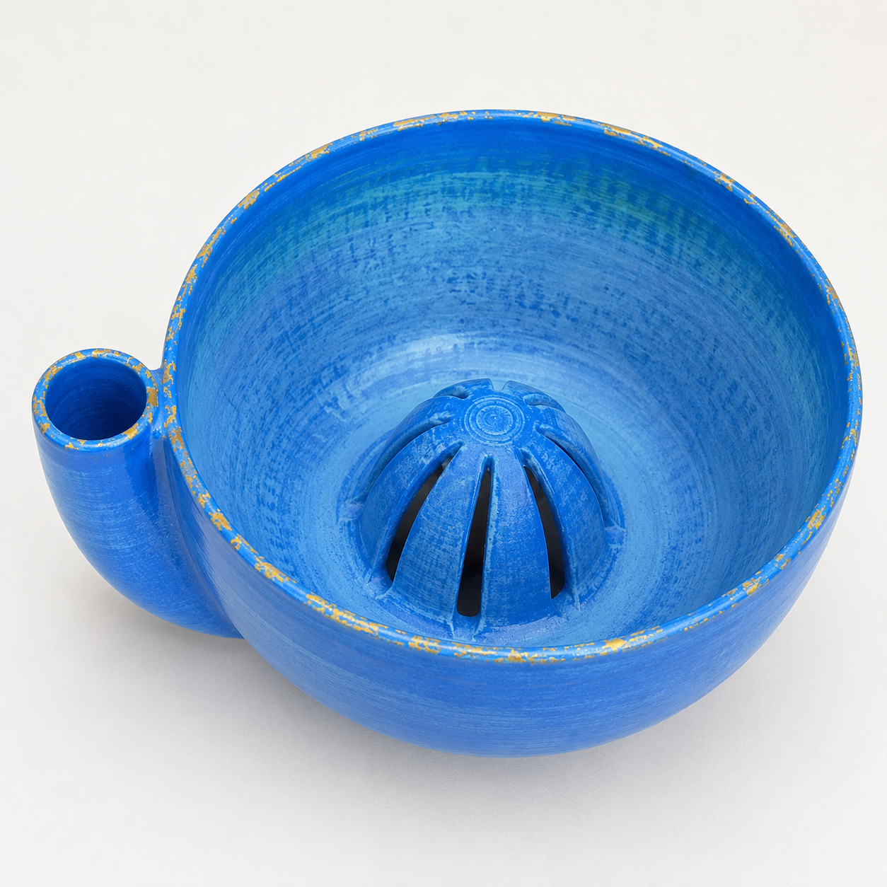 Handmade Ceramic Swirl Berry Bowl | Gentle Swirl Rinse & Drain Bowl for Strawberries, Blueberries & Small Fruits