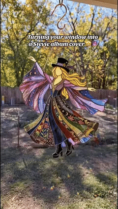 💥 LAST DAY 57% OFF - 💃 Stevie Nicks 🤘 Handmade Stained Glass Spinning Suncatcher