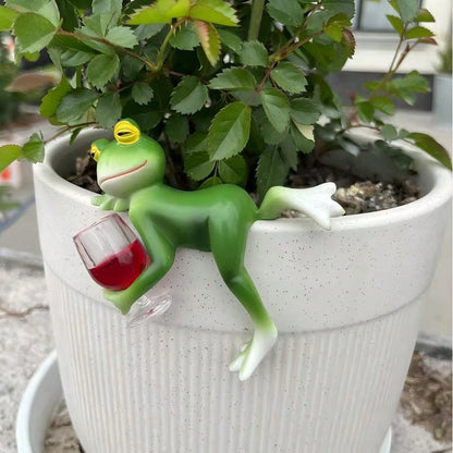 ONLY 3 SETS LEFT 🔥Cute Climbing Frog Planter Pot Decoration 🐸🌿