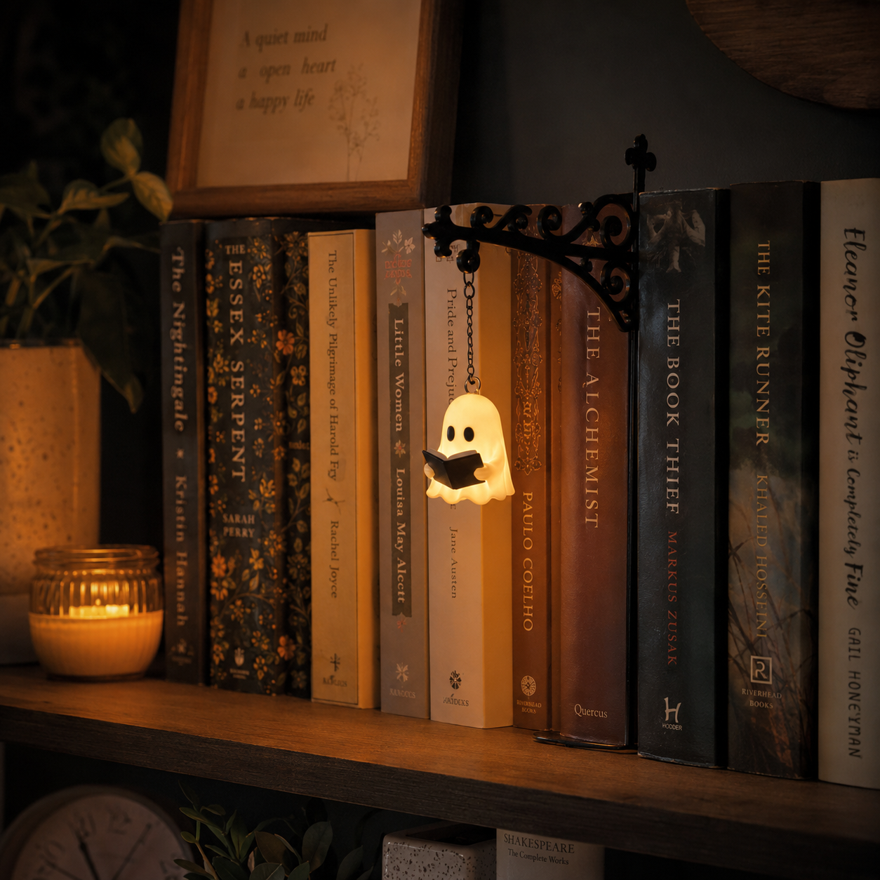 Ghost Bookshelf Lantern