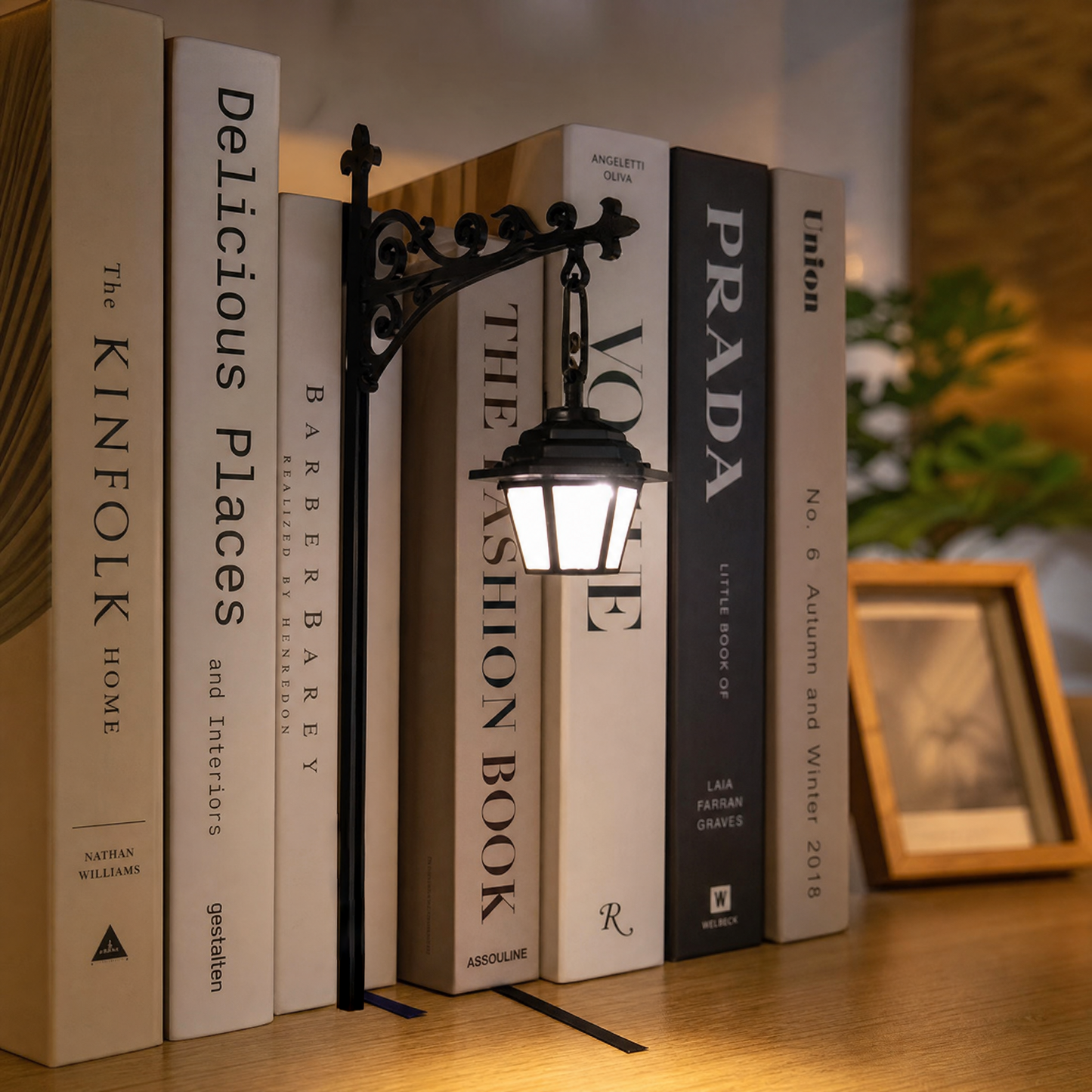 Library Lantern-Decorative Bookshelf Lighting