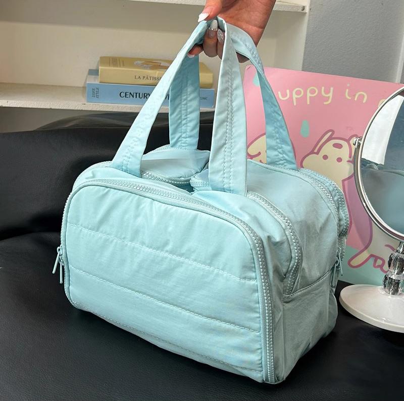 🚨Clearance Sale — Large Capacity Makeup Bag | 30% OFF | Limited Stock!