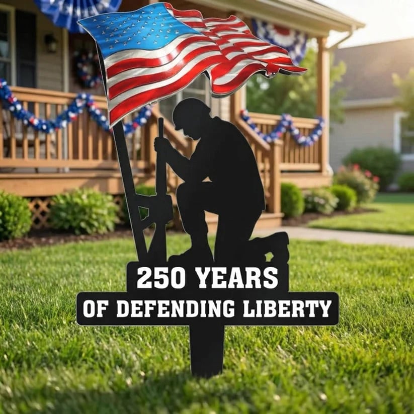 🇺🇸 🎉 Limited Time Offer: Celebrate 250 Years of American Liberty 🇺🇸🪖 | Patriotic Garden Stake – Now with Special Discount