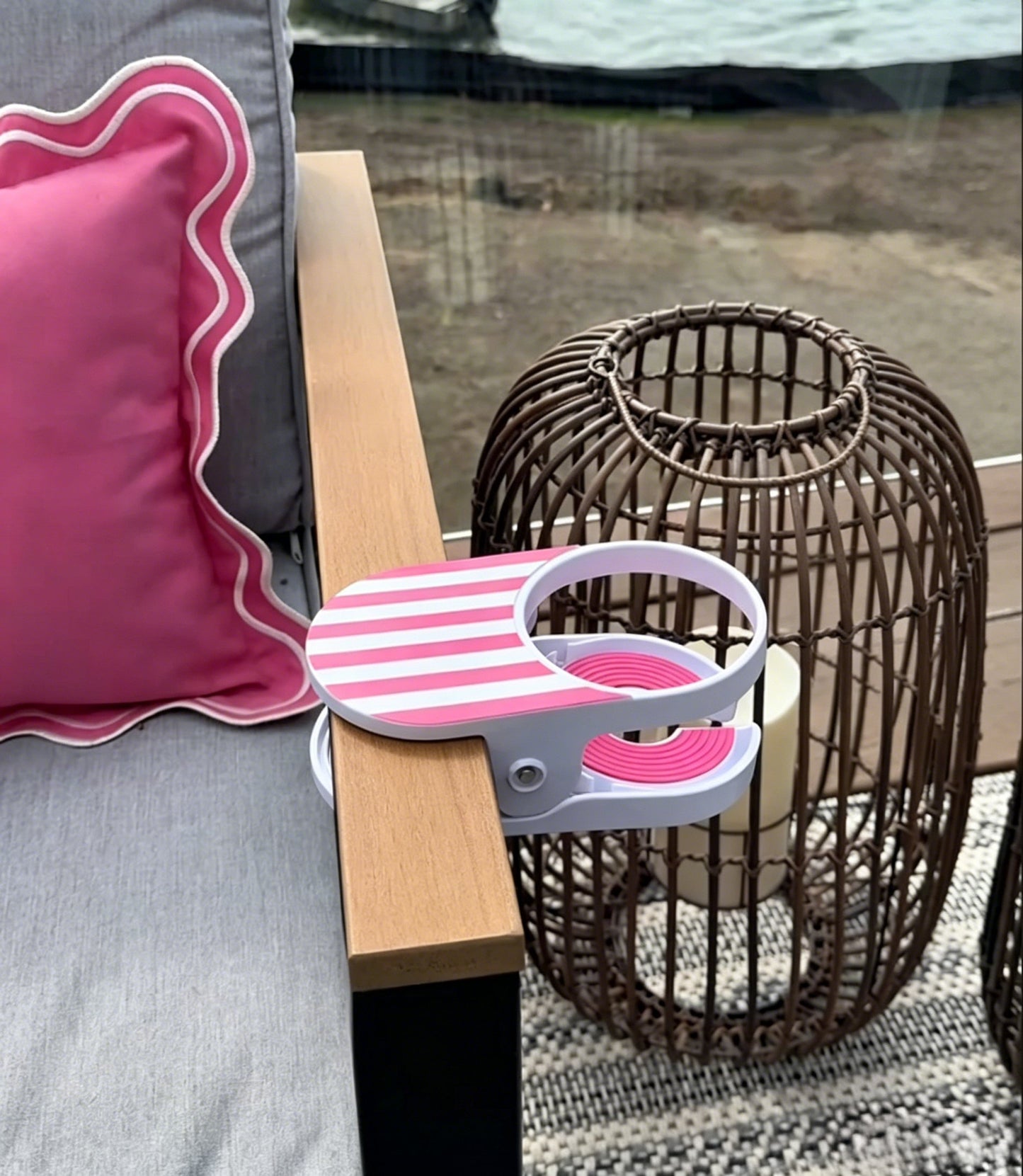 🏖️ Clip-On Drink Holder Set (2PCS) – Keep Your Beverage Within Reach🥤