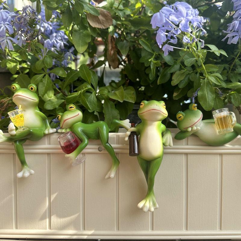 ONLY 3 SETS LEFT 🔥Cute Climbing Frog Planter Pot Decoration 🐸🌿